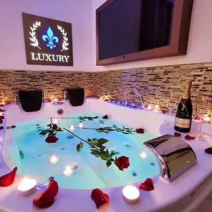 Giglio Luxury - Chroma Italy Appartamento