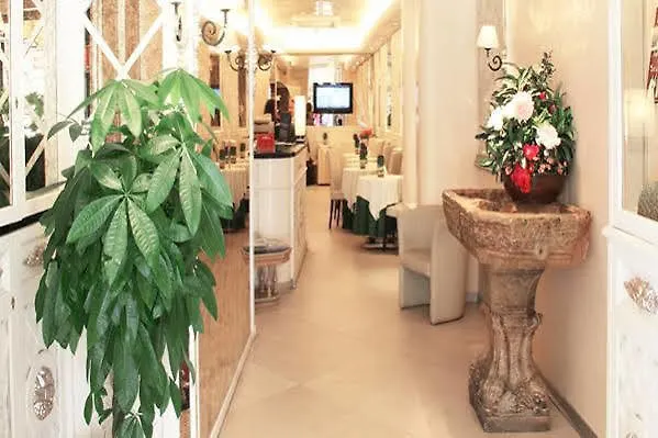 ***  Hotel Valle Roma Italia
